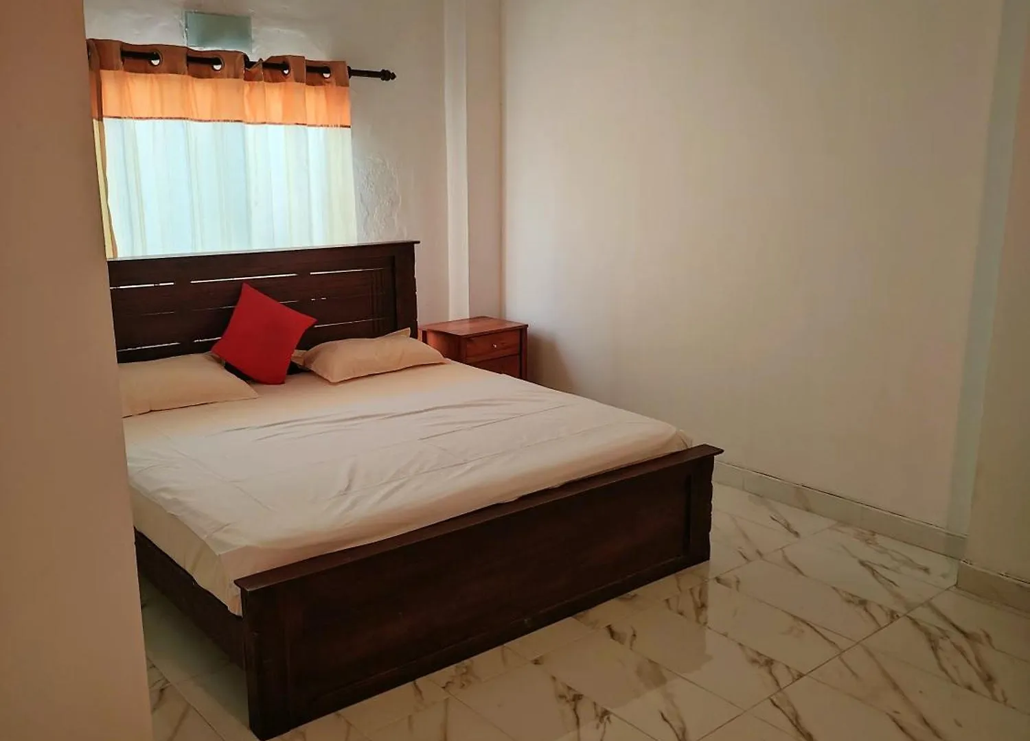Meshendra Garden By Madona Hotel Katunayake 3*,